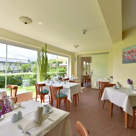 Heimchen ゼーバート・ヘリングスドルフ